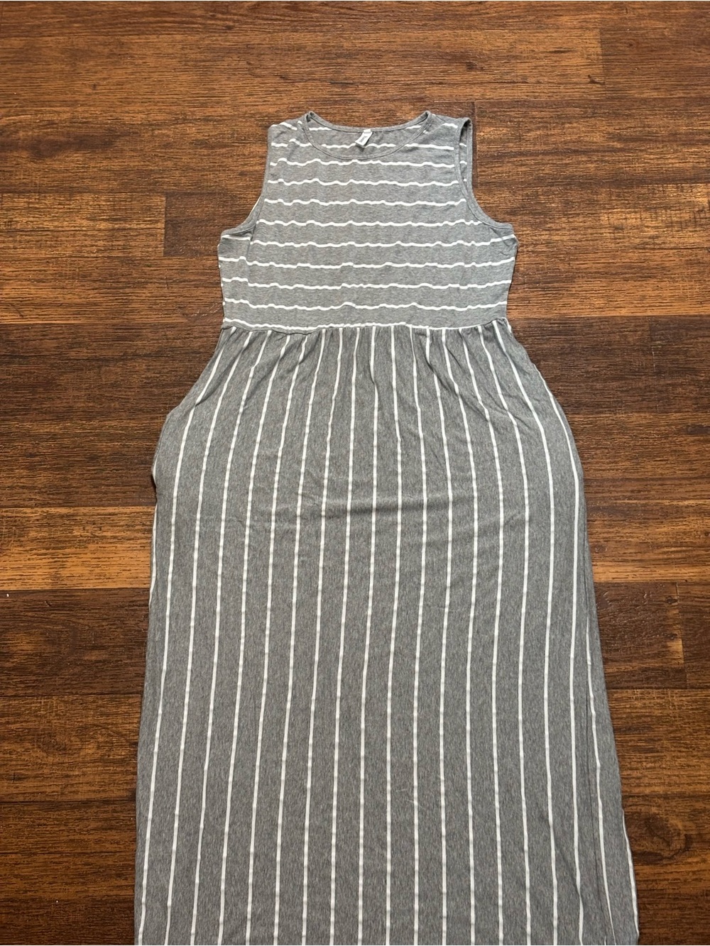 Sleeveless Gray Striped Maxi Dress with Scoop Neck